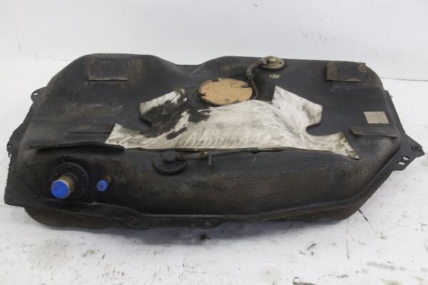 Kraftstofftank BC5B42110A Mazda 323 C BA