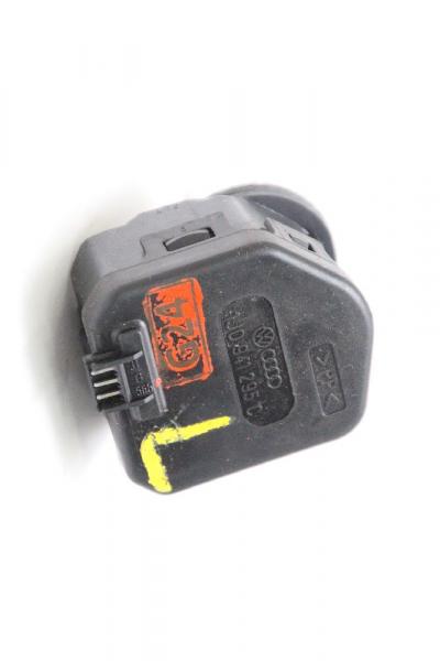 Stellmotor Scheinwerfer 1J0941295C VW PASSAT Variant 3BG