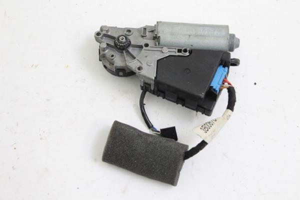 Schiebedach Motor 0390200017 VW PASSAT Variant 3BG
