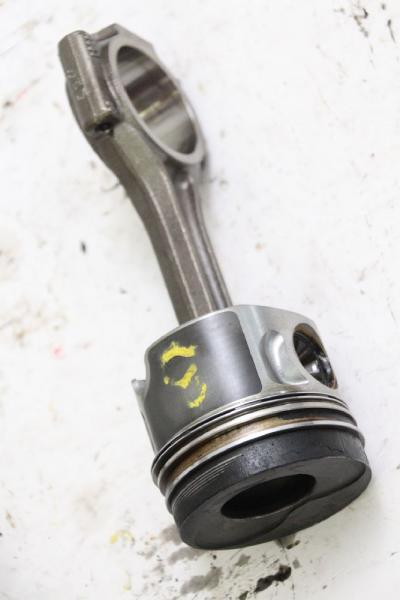 Kolben 038107065GM001 VW PASSAT Variant 3BG