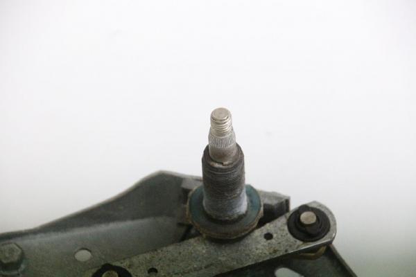 Scheibenwischermotor hinten 53202602 Citroen AX