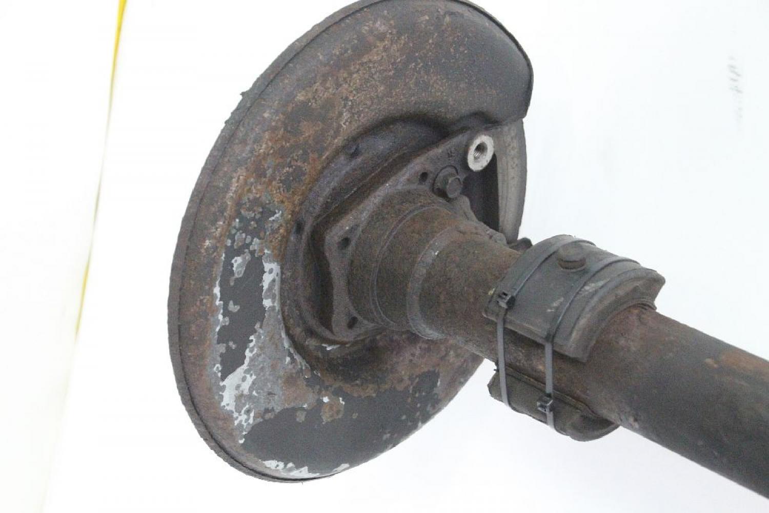 Achse hinten 1209725 Volvo 740