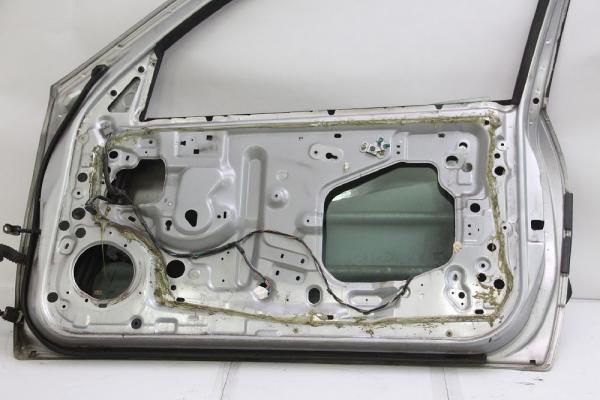 Tür 3trg rechts 801005M330 Nissan ALMERA 2 N16