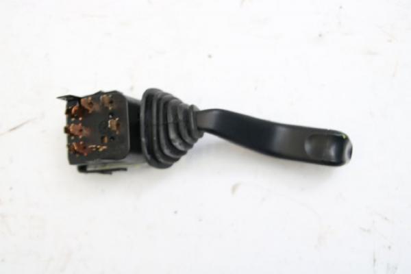 Schalter Blinker 90221174 Opel OMEGA B