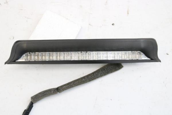 Zusatzbremsleuchte 90565418 Opel OMEGA B