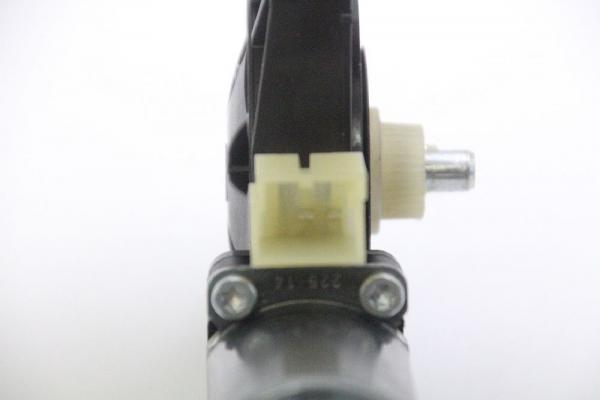 Fensterheber-Motor vorn rechts 0130822717 Audi A3 Sportback 8V