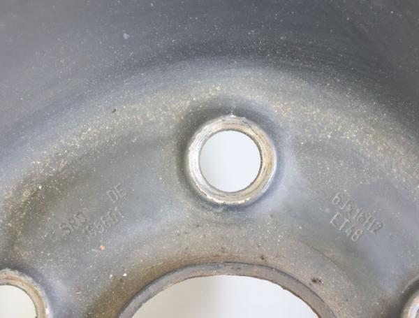 Felge Stahl hinten rechts VO516034 Audi A3 Sportback 8V