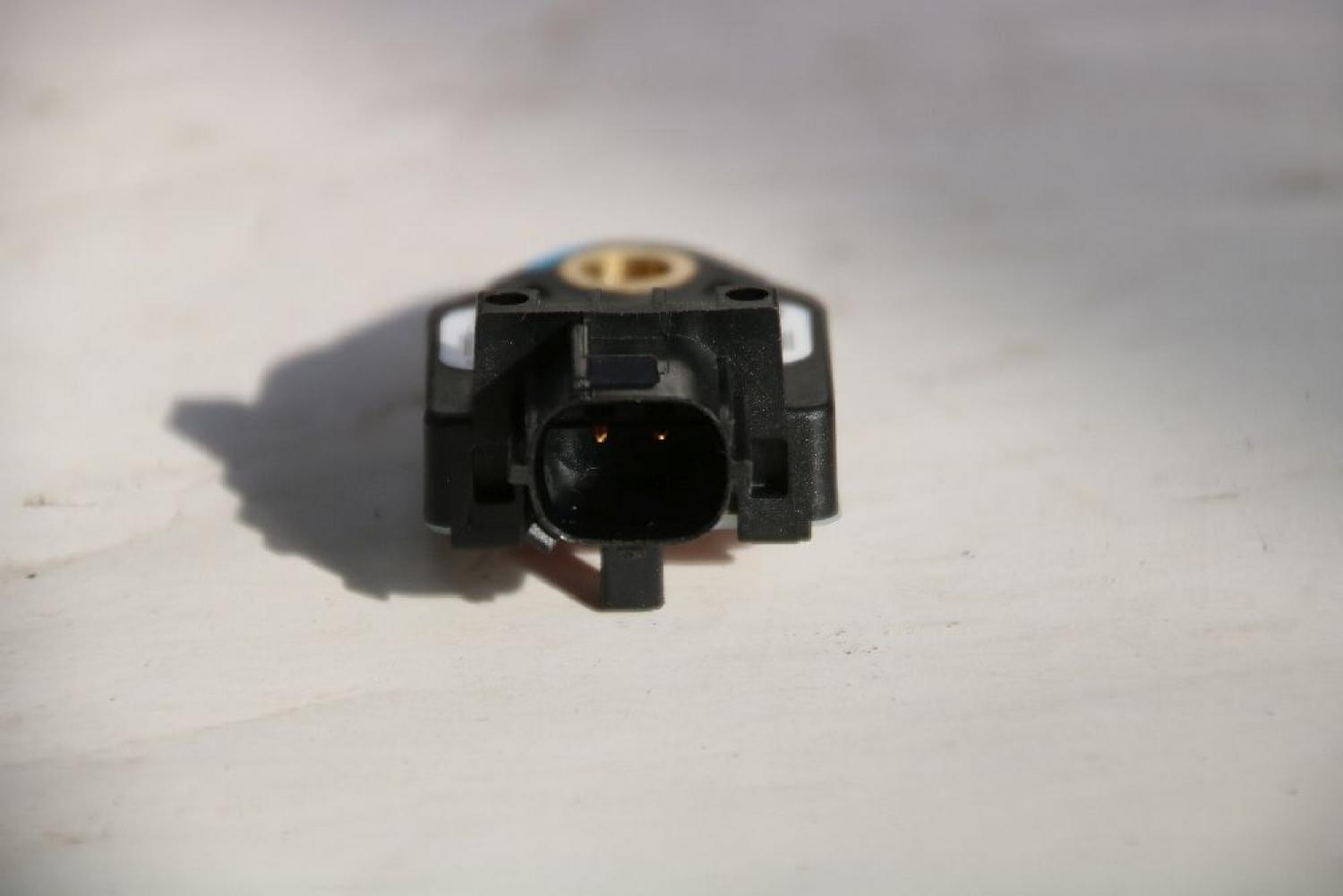 Airbag Sensor vorn rechts 959202H000 Hyundai i30 1 FD