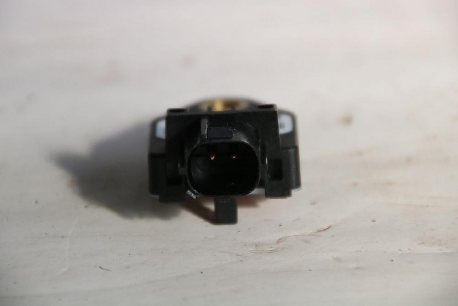 Airbag Sensor vorn links 959202H000 Hyundai i30 1 FD