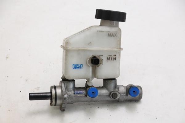 Hauptbremszylinder 585101H200 Hyundai i30 1 FD
