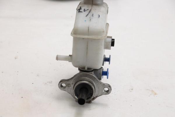 Hauptbremszylinder 585101H200 Hyundai i30 1 FD