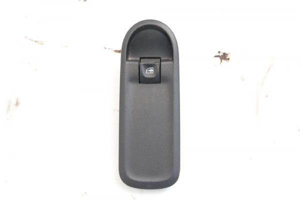 Schalter Fensterheber vorn rechts 809601386R DACIA DUSTER 1