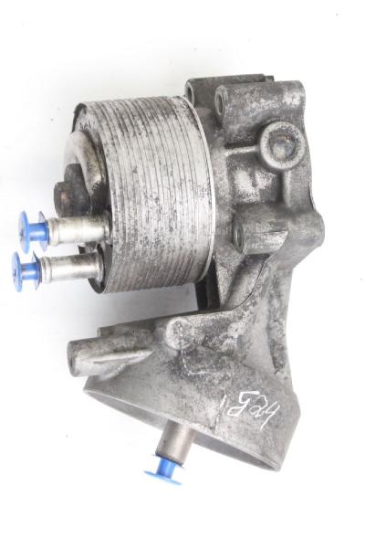 Ölfiltergehäuse 15238EB30A Nissan NAVARA D40
