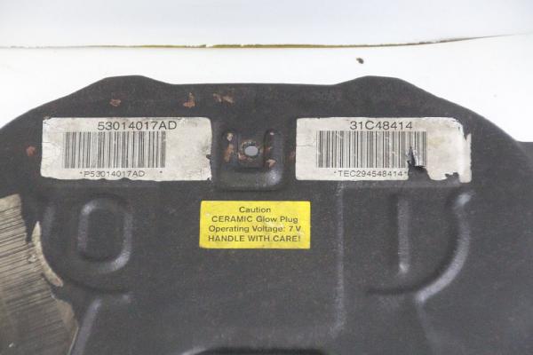 Stirndeckel 53014017AD Jeep CHEROKEE 2 KJ