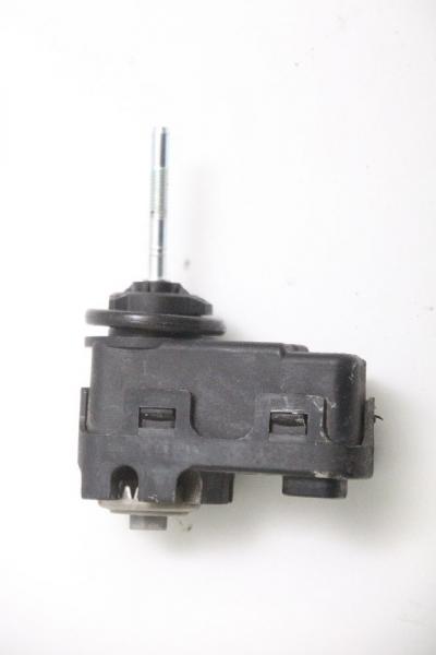 Stellmotor Scheinwerfer 921302B000 Hyundai SANTA FE 2 CM