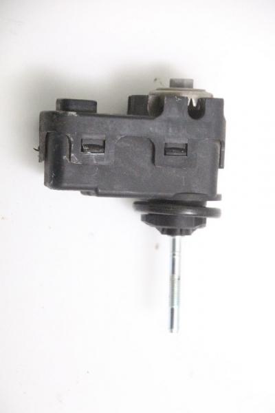 Stellmotor Scheinwerfer 921302B000 Hyundai SANTA FE 2 CM