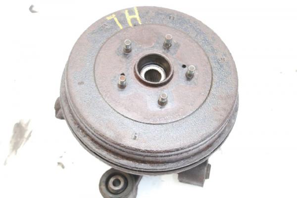 Achsschenkel hinten links 4615065J00 Suzuki GRAND VITARA 2