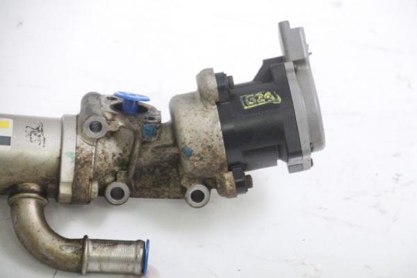 Antriebswelle hinten links Subaru FORESTER 3 SH 28421SC010 2,0 ABS 108 KW 147 PS gebraucht 1