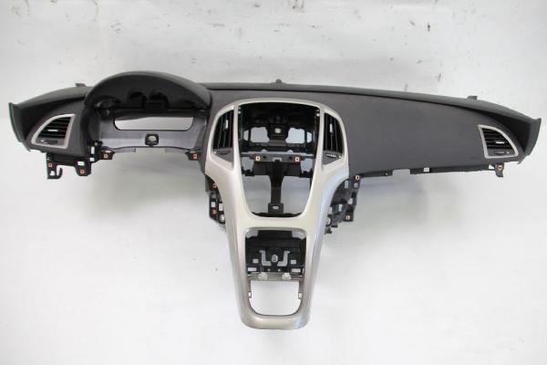 Armaturenbrett 39021702 Opel ASTRA J Caravan
