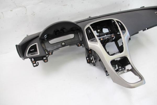 Armaturenbrett 39021702 Opel ASTRA J Caravan