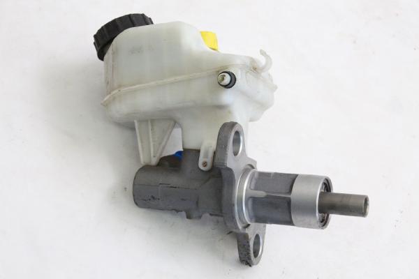 Hauptbremszylinder 13286445 Opel ASTRA J Caravan