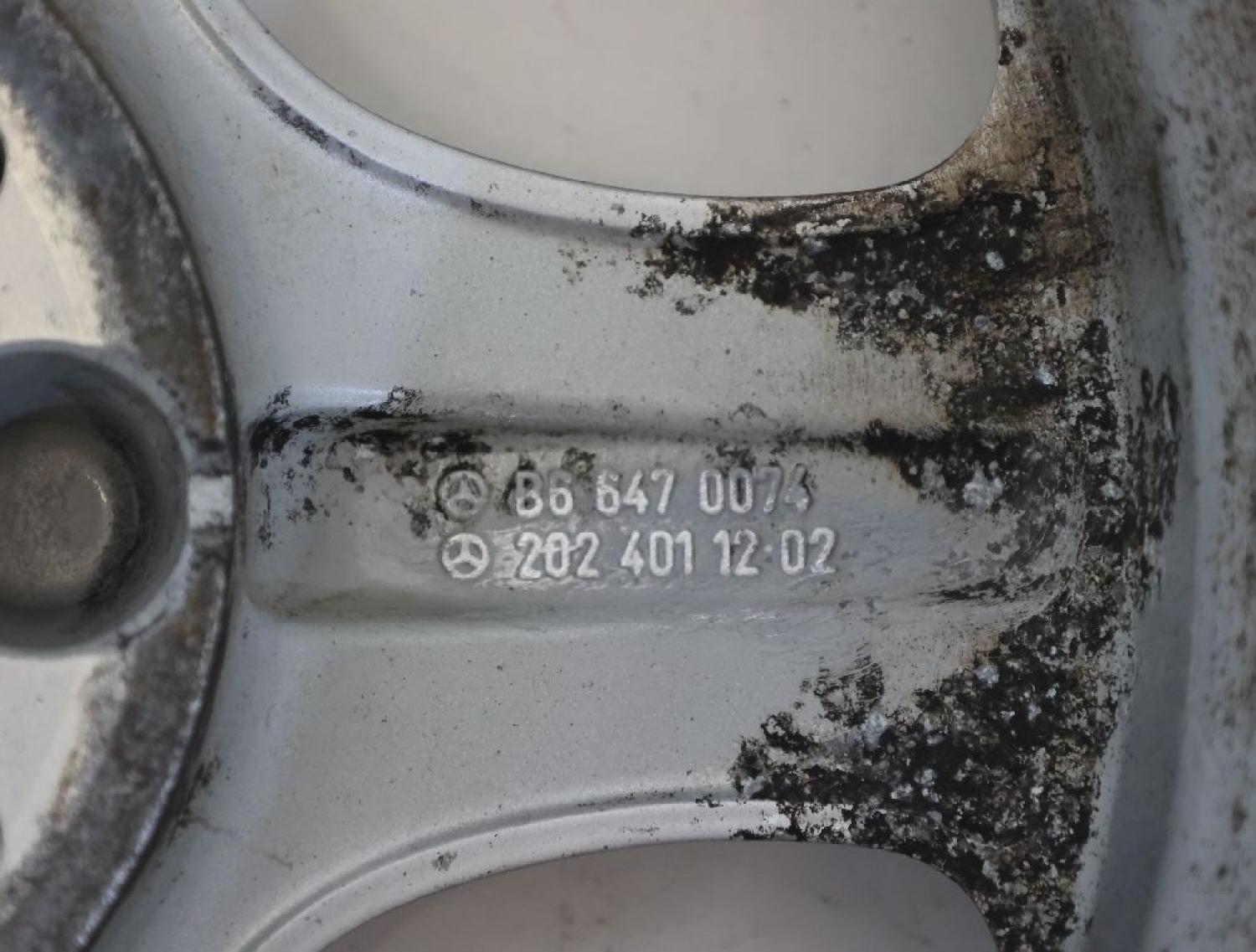 Felge Alu/Leichtmetall vorn rechts 2024011202 Mercedes C-KLASSE W202