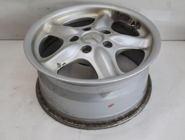 Felge Alu/Leichtmetall vorn links 2024011202 Mercedes C-KLASSE W202
