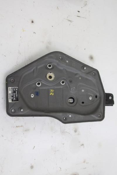 Gurt vorn rechts Nissan SERENA C23 542329261 868447C904 04-2000 gebraucht 2