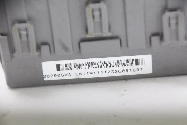 Sicherungskasten 38200SWAE611M1 Honda CR-V 3