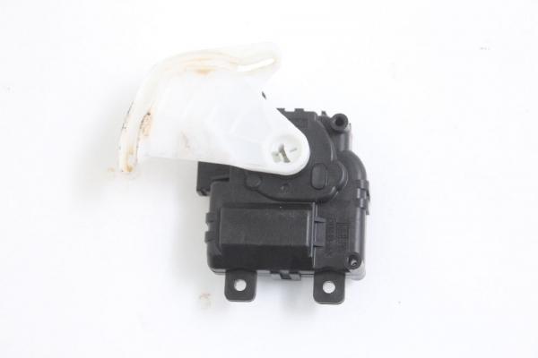 Stellmotor Heizung CZ1138003740 Suzuki VITARA LY
