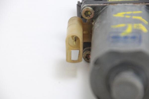 Fensterheber elektrisch vorn rechts 1079233 Ford FIESTA 4 JAS