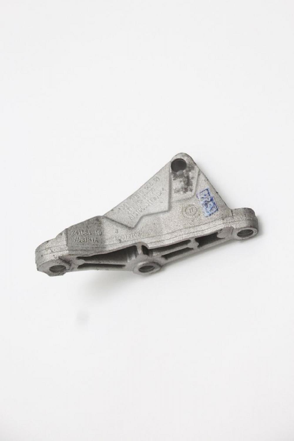 Aggregatehalter 13517810698 BMW 3er Touring E91