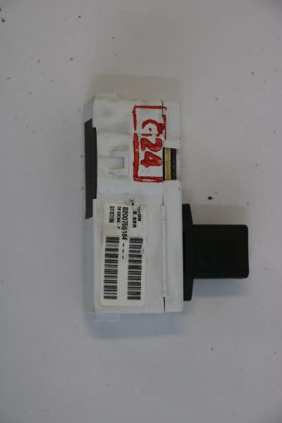 Türschloss hinten links Peugeot 4007 9137N0 04-2008 gebraucht 1