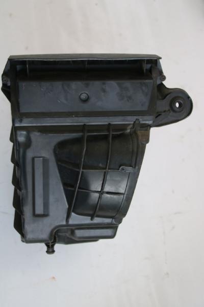 Luftfiltergehäuse 8200947663 Renault SCENIC 3 JZ