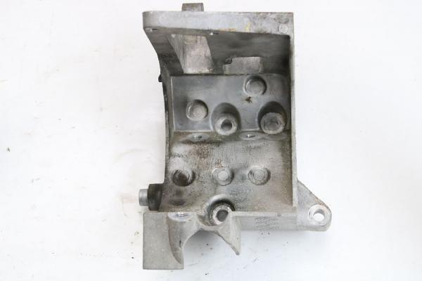 Aggregatehalter E2333A890190B Ford FIESTA 5 JH