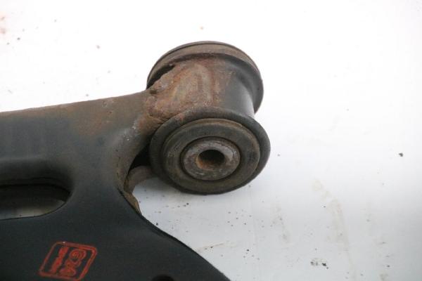 Querlenker vorn links 2S613051DA Ford FIESTA 5 JH