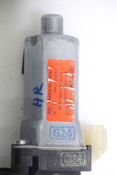 Fensterheber-Motor hinten rechts 834602P000 Kia SORENTO 2 XM