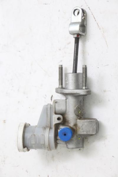 Kupplung - Geberzylinder 2345A015 Mitsubishi L 200 4 KB4T