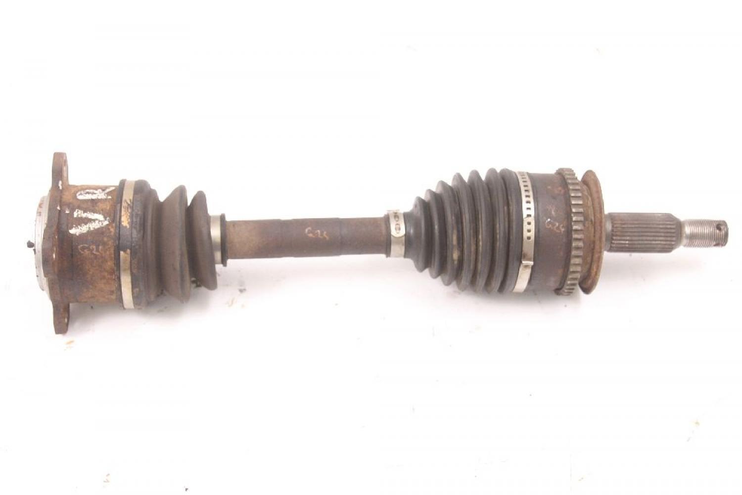 Antriebswelle vorn rechts 3815A308 Mitsubishi L 200 4 KB4T