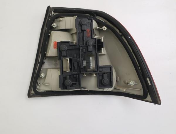 Kraftstofftank Mazda XEDOS 9 TA T00142111 2.5 120 KW 163 PS Benzin 01-2001 gebraucht 2