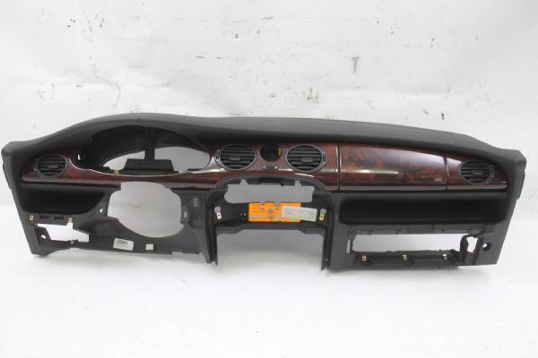 Armaturenbrett FAB105410 Rover 75 RJ