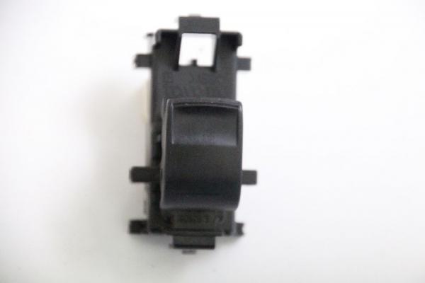 Schalter Fensterheber vorn rechts 8481006030 Toyota RAV 4 III A3