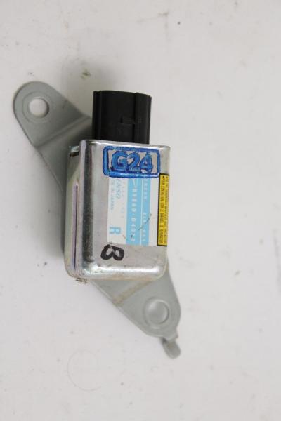 Airbag Sensor rechts 89860B4010 Daihatsu TERIOS J200