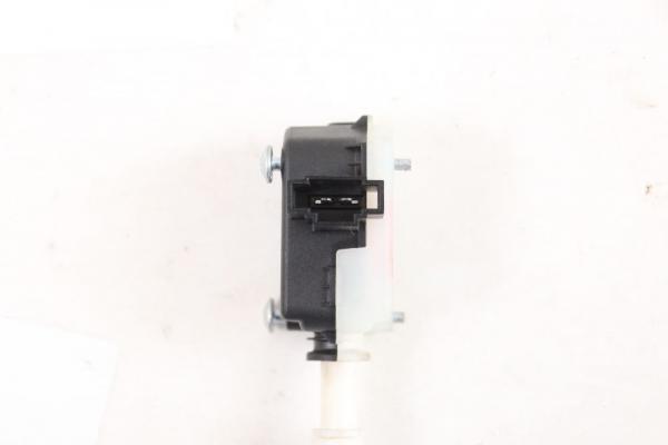 Stellmotor ZV Tankklappe 1T0810773A VW TOURAN 1