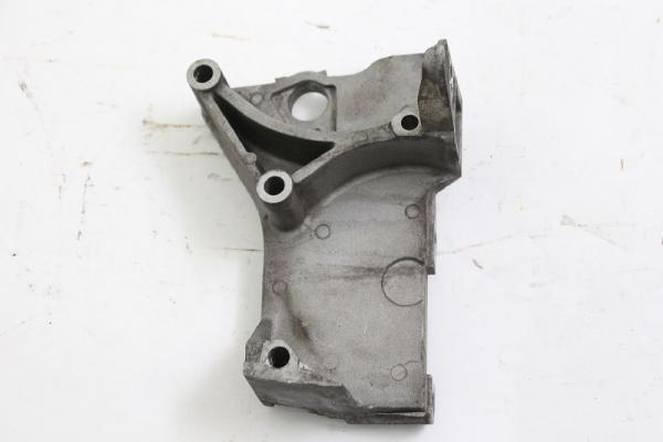 Aggregatehalter 8200101196 DACIA LOGAN 1 MCV