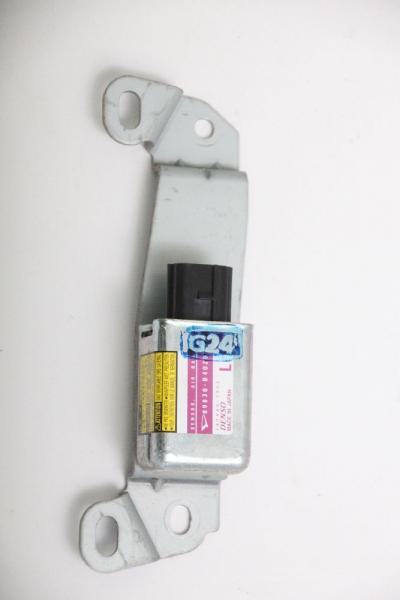 Airbag Sensor hinten links 89830B4020 Daihatsu TERIOS J200