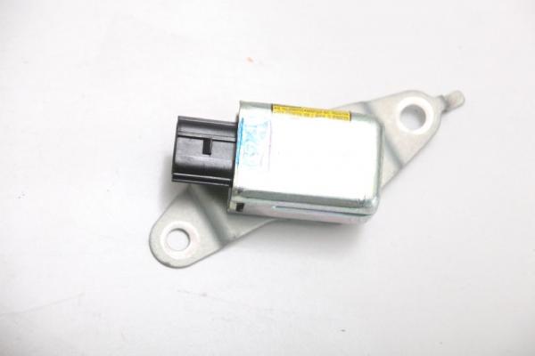 Airbag Sensor vorn rechts 89860B4010 Daihatsu TERIOS J200