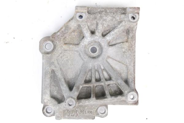 Aggregatehalter MN134179 Mitsubishi OUTLANDER 1