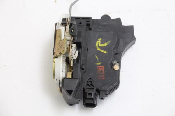 Türschloß vorn rechts 5715A062 Mitsubishi OUTLANDER 1