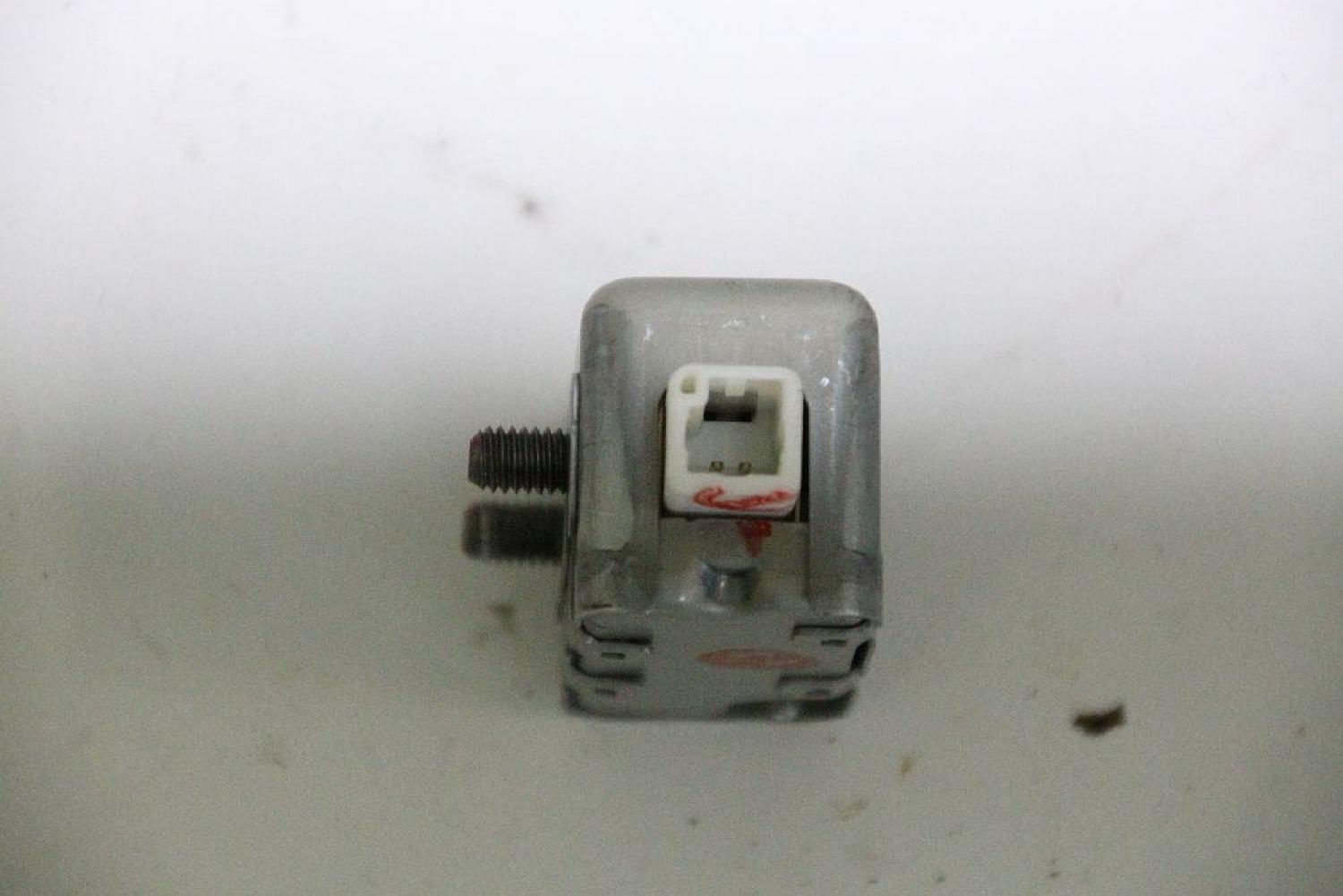 Airbag Sensor links MR587735 Mitsubishi OUTLANDER 1